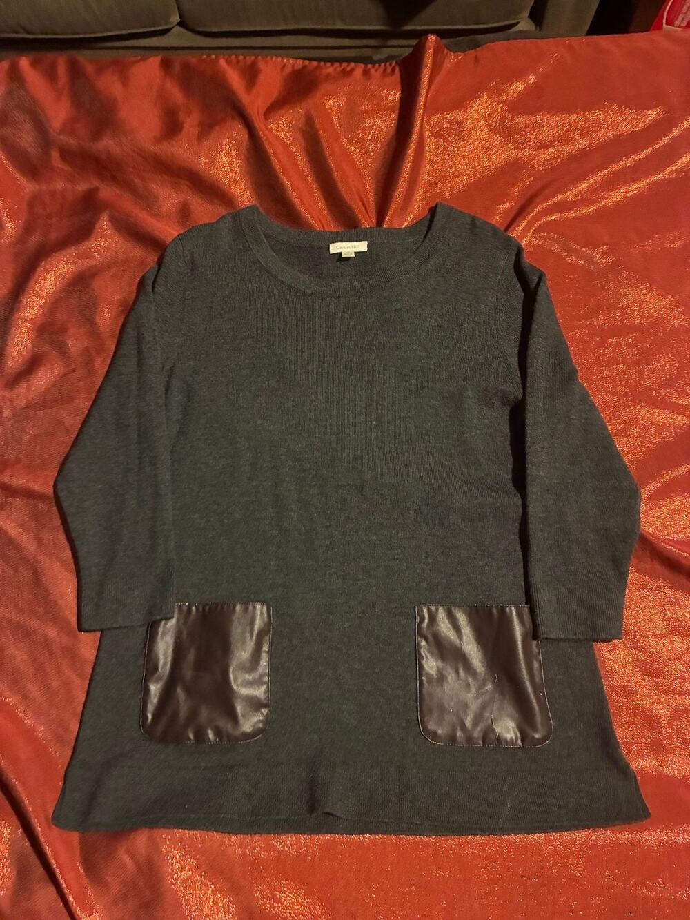 Garner Hill Sweater Womens L Tunic Long Sleeve Leather Patch Pocket Gray Knit